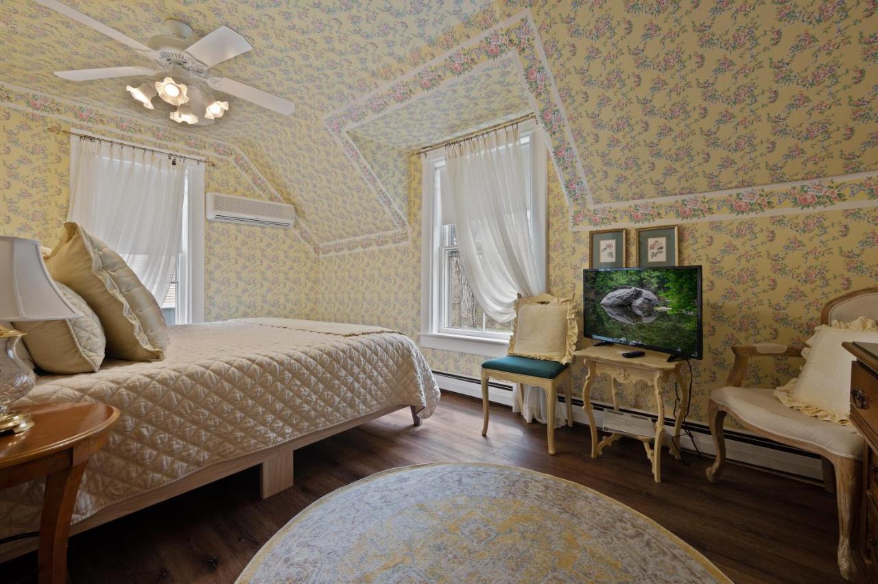 לנוקס Brook Farm Inn מראה חיצוני תמונה